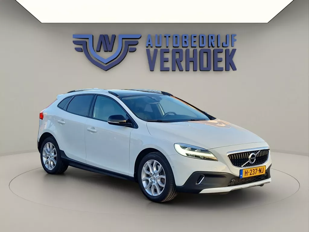 Volvo V40 Cross Country 1.5 T3 Polar+ Luxury Panoramadak - Harman Kardon