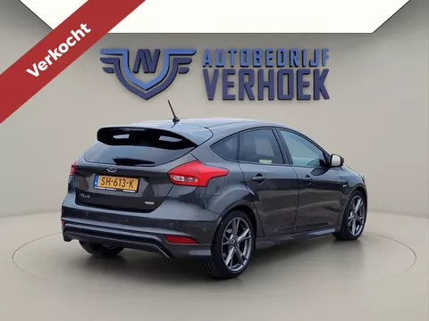 Ford Focus ST-Line NL-Auto - Carplay / Android Auto - Top Onderhouden