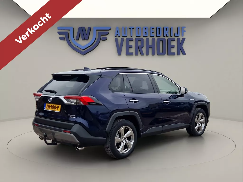 Toyota RAV4 2.5 Hybrid AWD Executive Panodak - NL Auto - Trekhaak