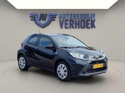 Toyota Aygo X 1.0 VVT-i MT Play NL Auto - All Season Banden - Carplay