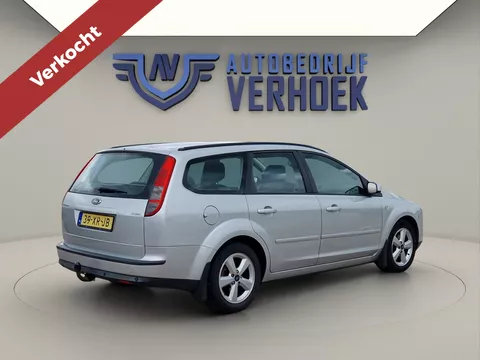 Ford FOCUS Wagon 1.8-16V Futura Trekhaak - Lage kmstand!