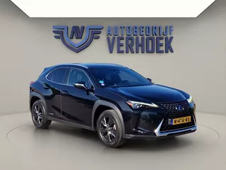 Lexus UX 250h Luxury Line Trekhaak - NL Auto - Leer