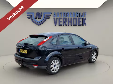 Ford Focus 1.4-16V Trend APK tot 22-08-2027 - Airco - Trekhaak