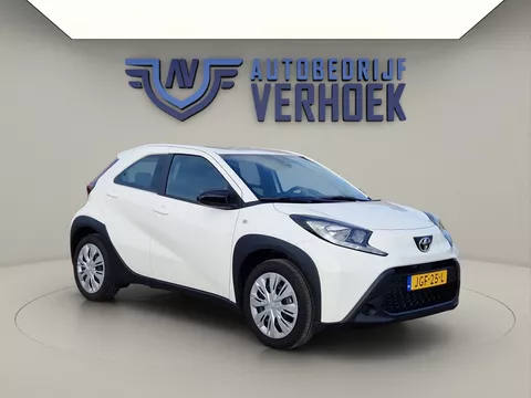 Toyota Aygo X 1.0 VVT-i S-CVT Play Automaat - Groot Multimedia scherm