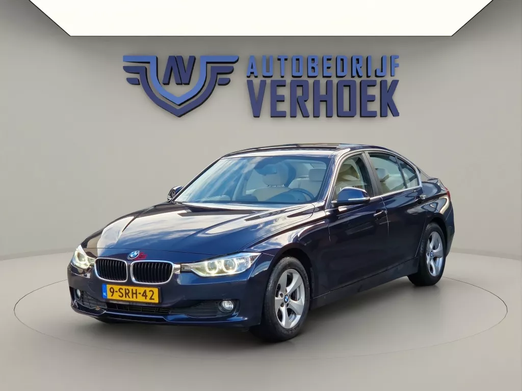 BMW 3-serie 320 170PK Executive Navi - Leer - PDC - NL Auto