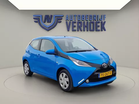 Toyota Aygo 1.0 VVT-i X-play NL Auto - Camera -Nieuwe Banden