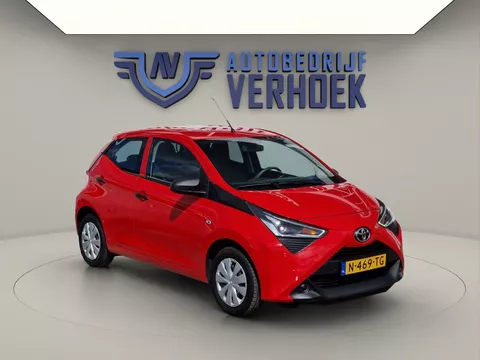 Toyota Aygo 1.0 VVT-i 5-Drs X-Fun Airco - NL Auto - Lage Kmstand!