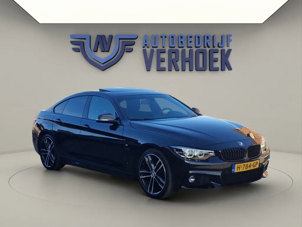 BMW 4 Serie Gran Coup&eacute; 420i High Executive M Sport - Schuifdak - Leer - Trekhaak